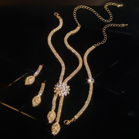 Gold Alloy Crystal Jewelry Set for Women - Earrings, Necklace & Bracelet - Picture 3 of 5